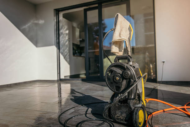 Best Driveway Pressure Washing  in Iowa, LA